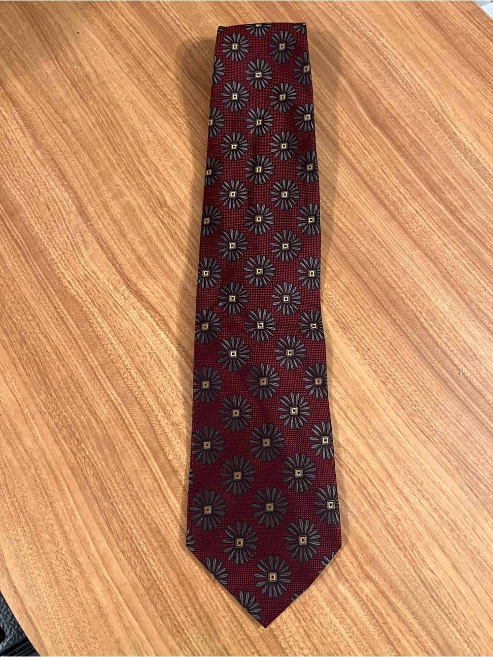 Men's Burgundy Floral Medallion Tie